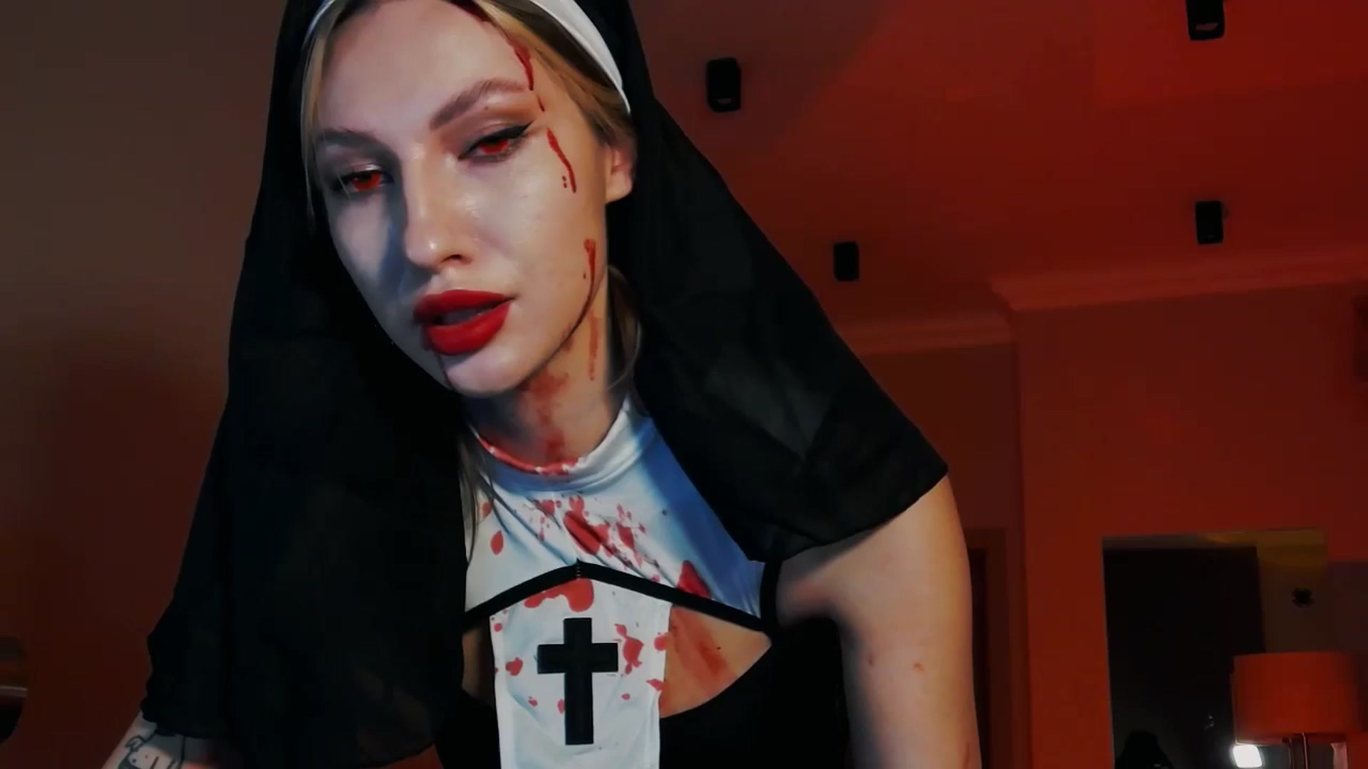 Gallery image thumbnail from LovelyGin's myfreecams stream on, 10/31/2025, 20:06 image 1 of 20