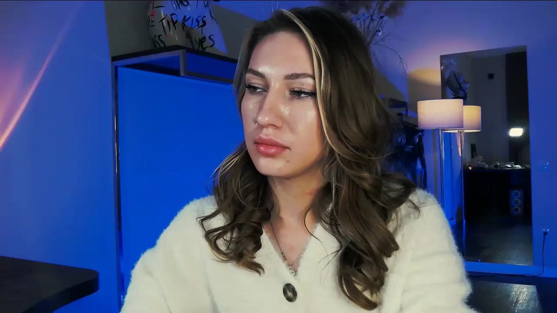 Gallery image thumbnail from LovelyGin's myfreecams stream on, 11/05/2025, 15:46 image 2 of 20