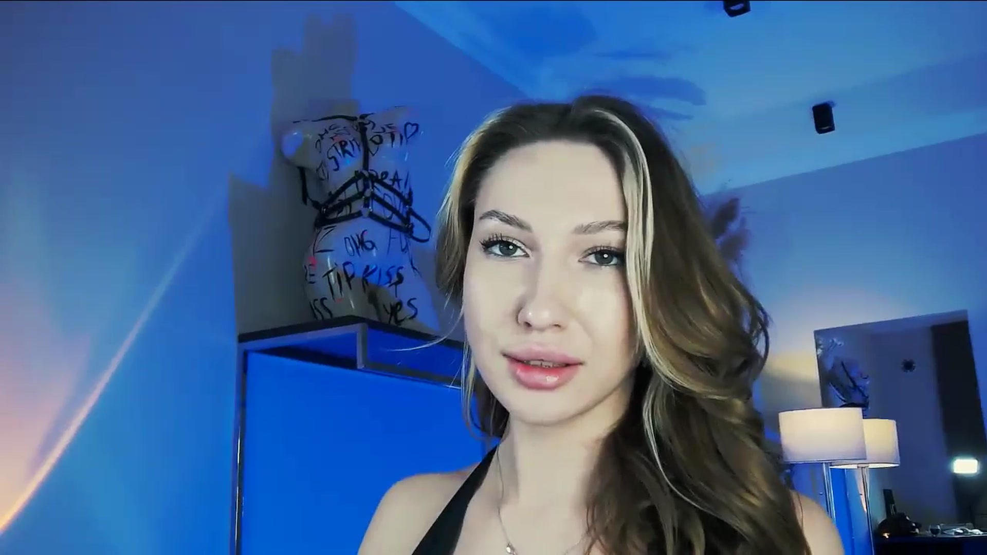 Gallery image thumbnail from LovelyGin's myfreecams stream on, 11/05/2025, 15:46 image 8 of 20