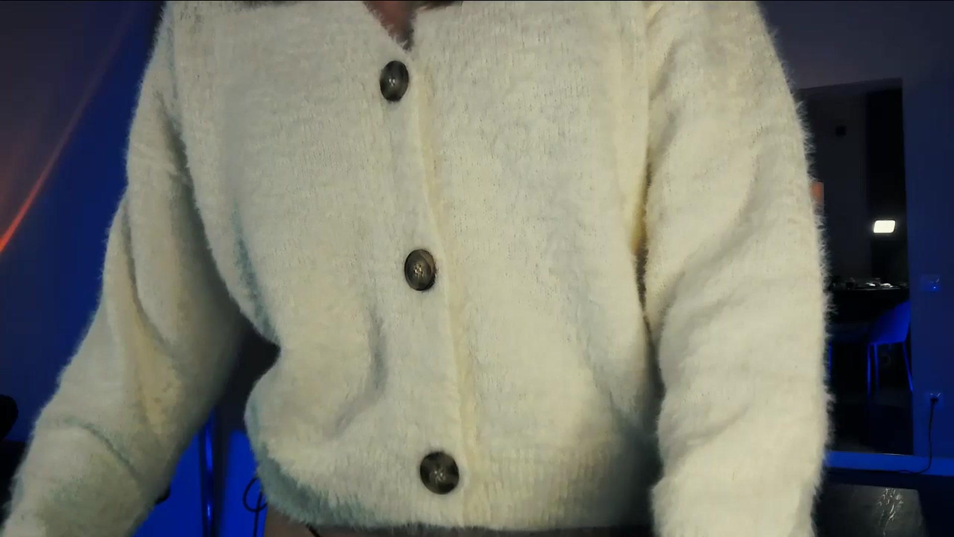 Gallery image thumbnail from LovelyGin's myfreecams stream on, 11/05/2025, 15:46 image 4 of 20