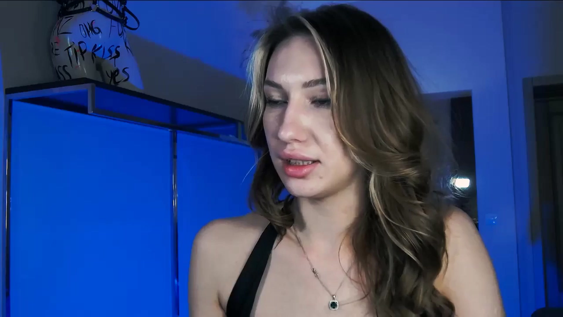 Gallery image thumbnail from LovelyGin's myfreecams stream on, 11/05/2025, 17:09 image 17 of 20