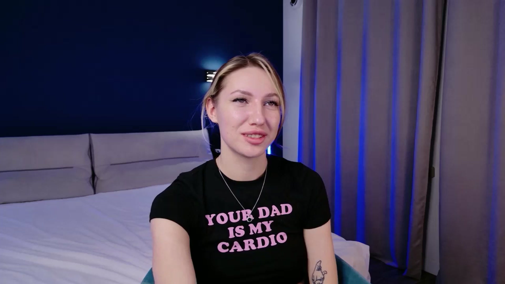 Gallery image thumbnail from LovelyGin's myfreecams stream on, 11/10/2025, 16:39 image 11 of 20
