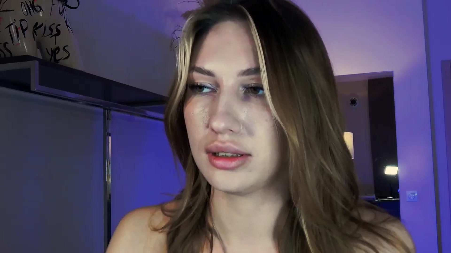 Gallery image thumbnail from LovelyGin's myfreecams stream on, 11/11/2025, 16:43 image 2 of 20