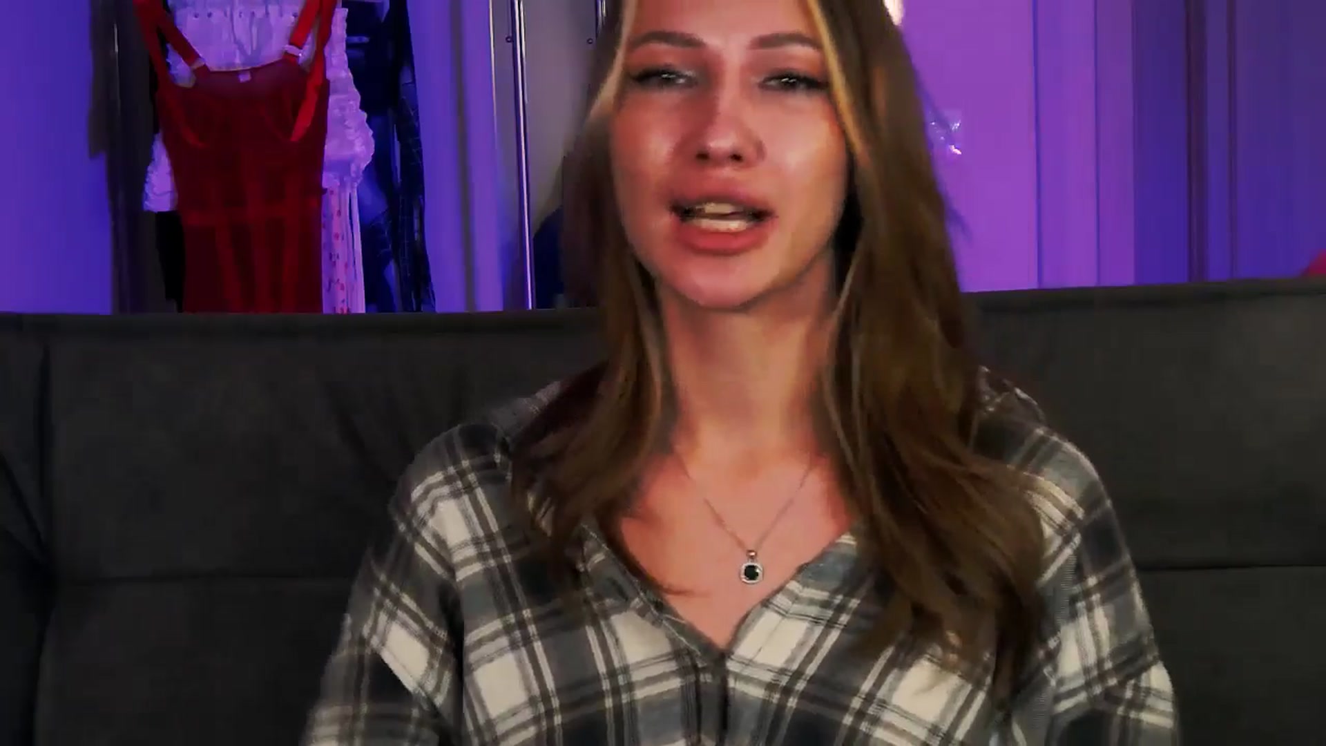 Gallery image thumbnail from LovelyGin's myfreecams stream on, 11/11/2025, 18:57 image 19 of 20