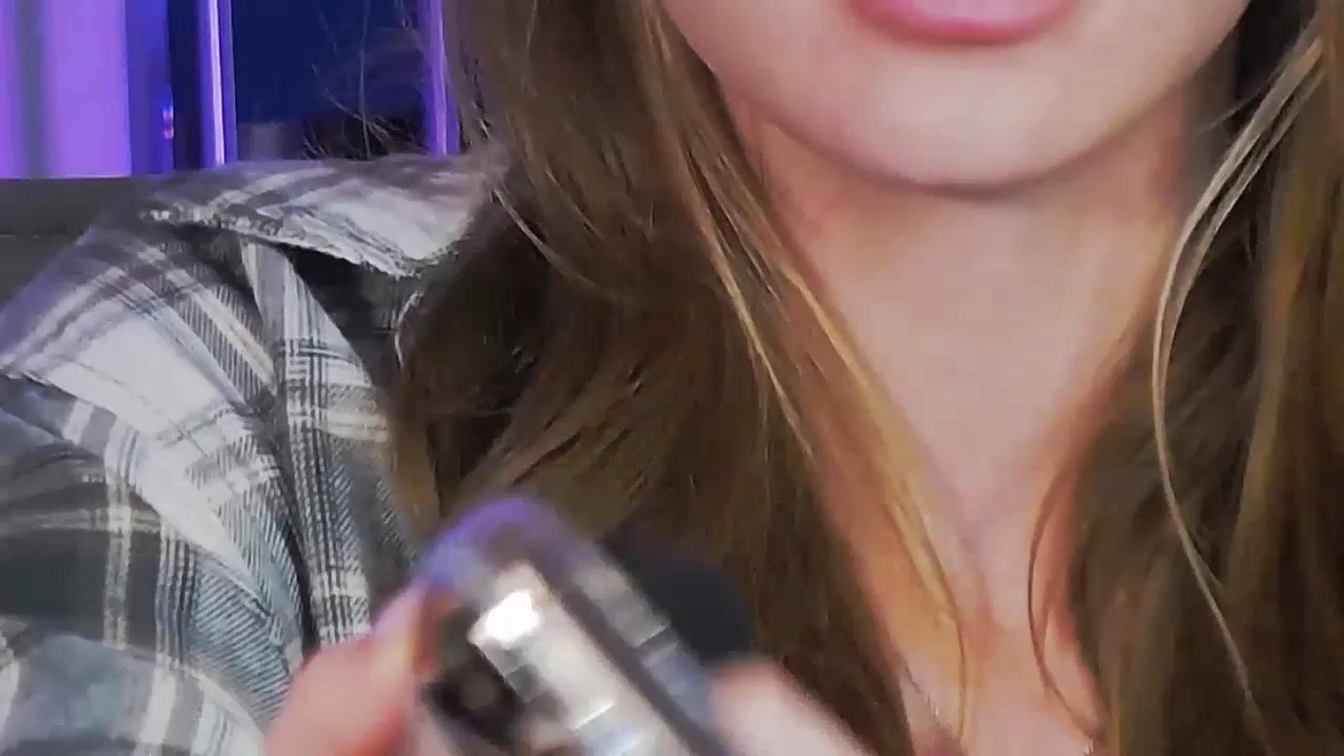 Gallery image thumbnail from LovelyGin's myfreecams stream on, 11/11/2025, 20:02 image 12 of 20
