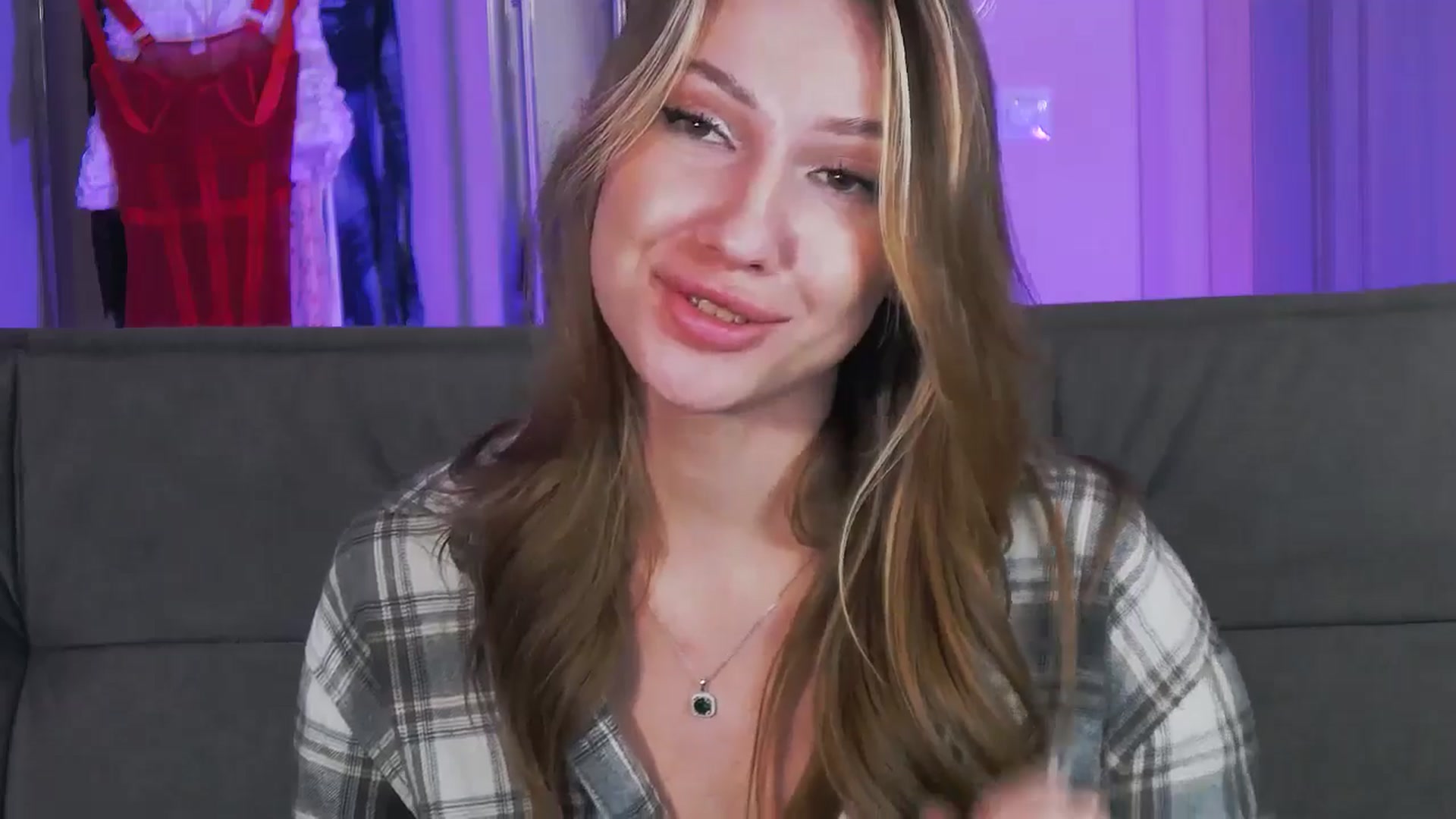 Gallery image thumbnail from LovelyGin's myfreecams stream on, 11/11/2025, 20:02 image 8 of 20