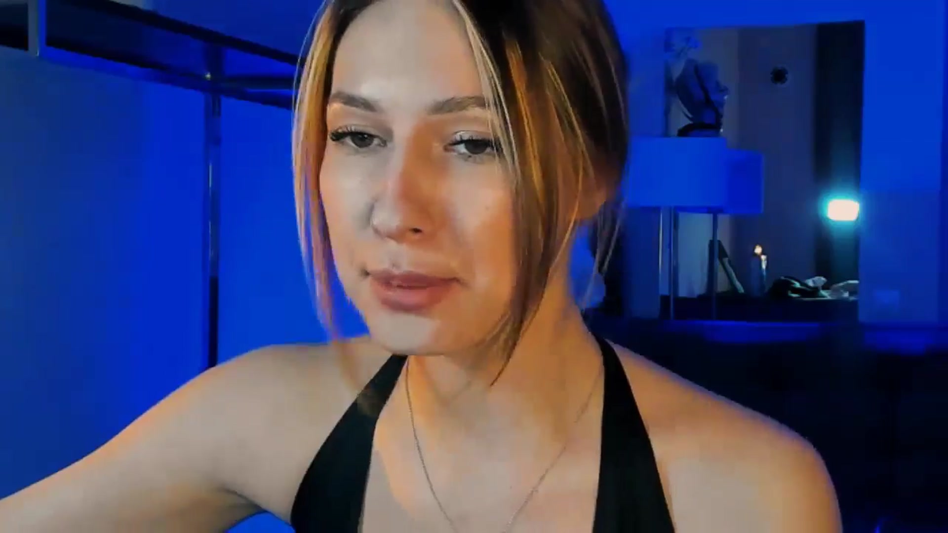 Gallery image thumbnail from LovelyGin's myfreecams stream on, 11/14/2025, 17:36 image 12 of 20