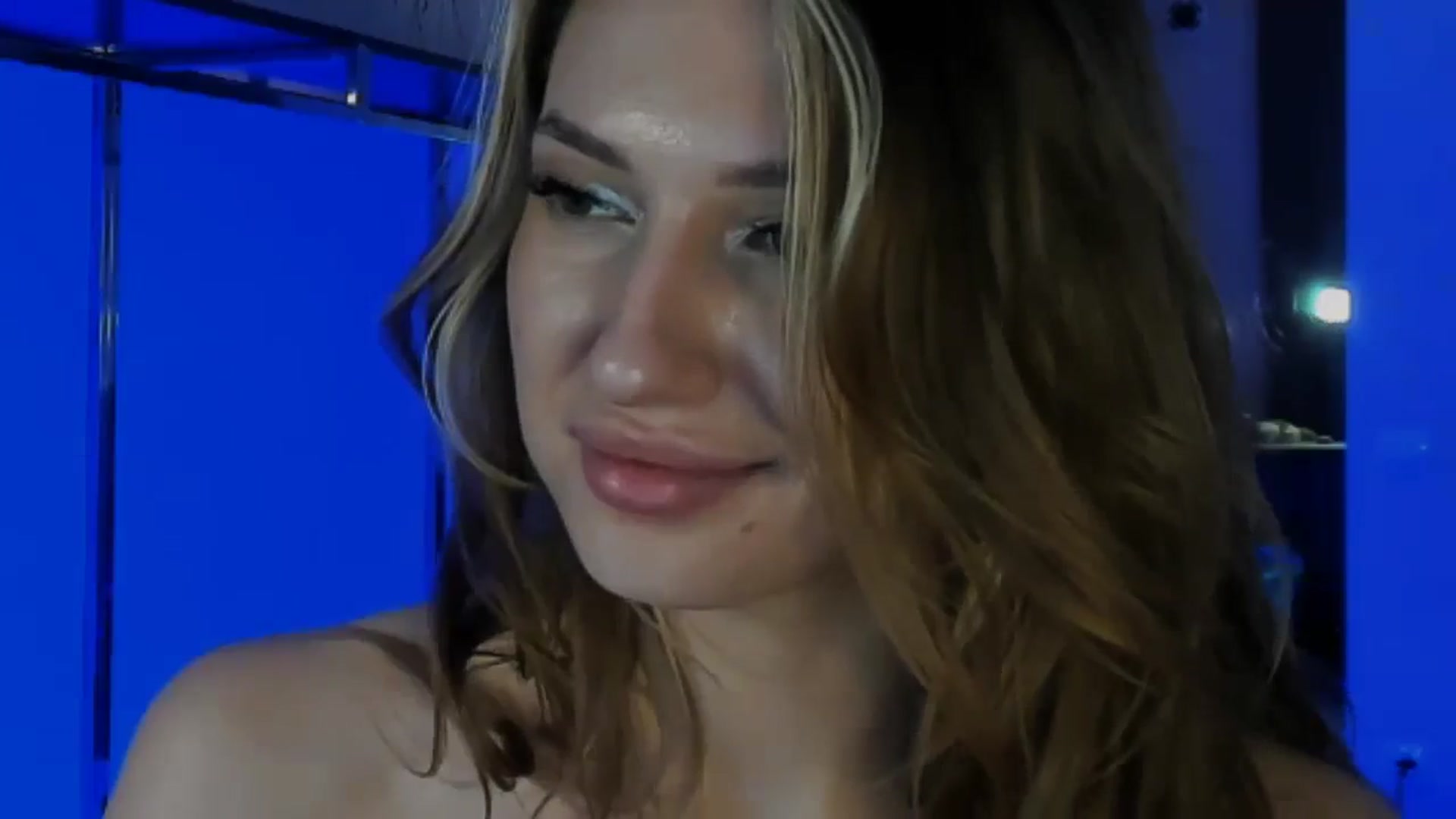 Gallery image thumbnail from LovelyGin's myfreecams stream on, 11/20/2025, 17:13 image 16 of 20