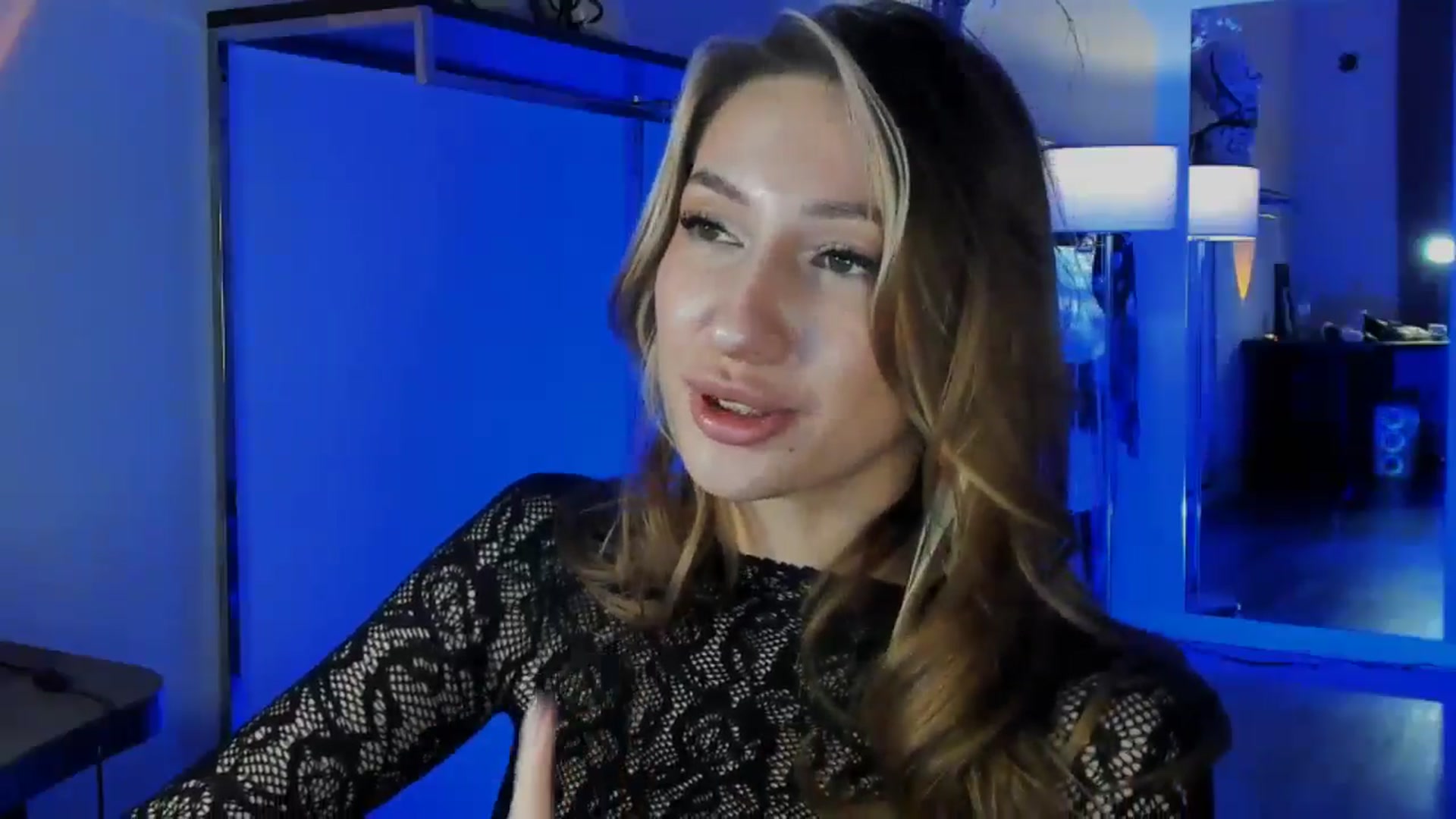 Gallery image thumbnail from LovelyGin's myfreecams stream on, 11/20/2025, 17:13 image 8 of 20