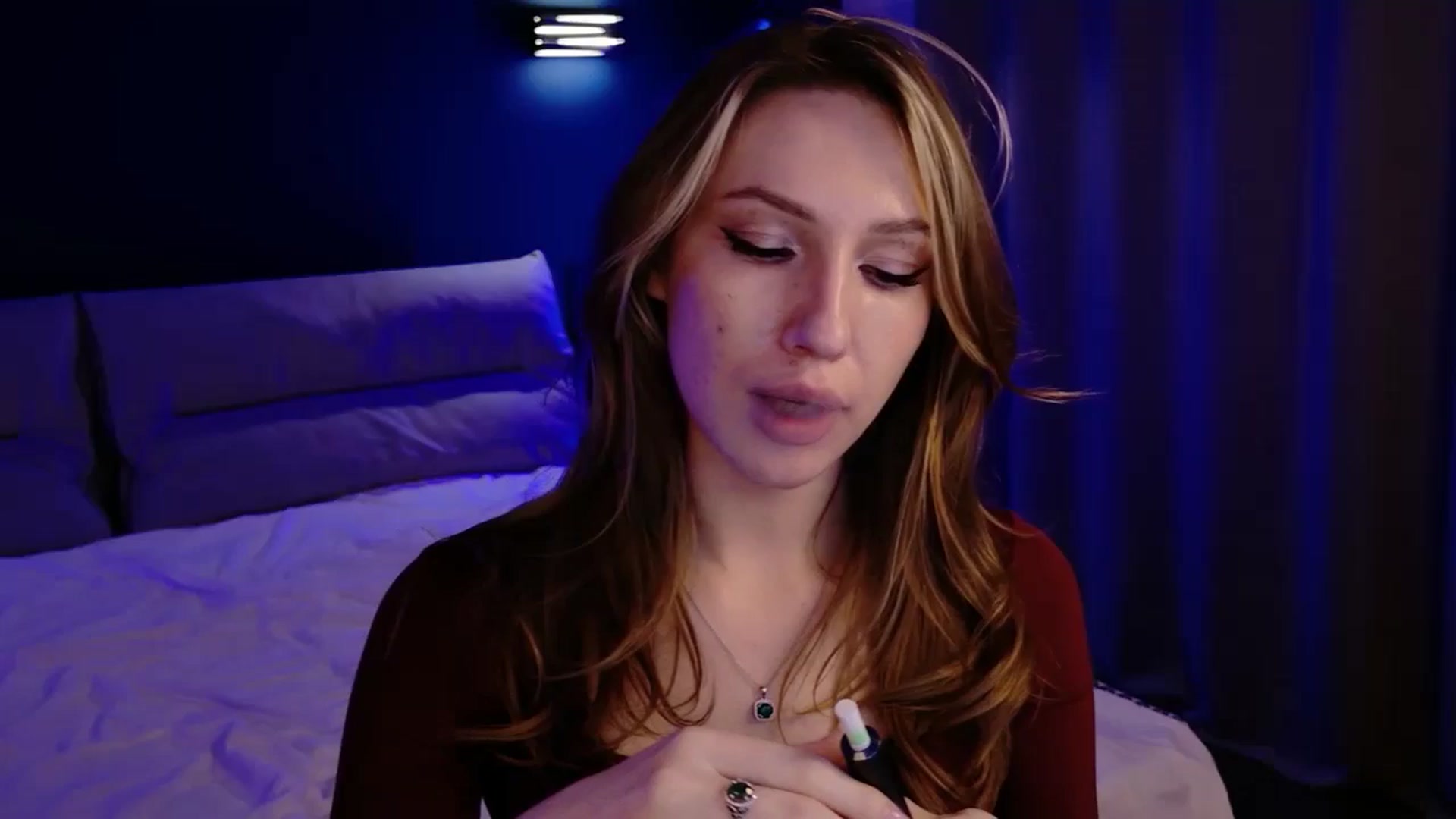 Gallery image thumbnail from LovelyGin's myfreecams stream on, 11/21/2025, 20:11 image 2 of 20