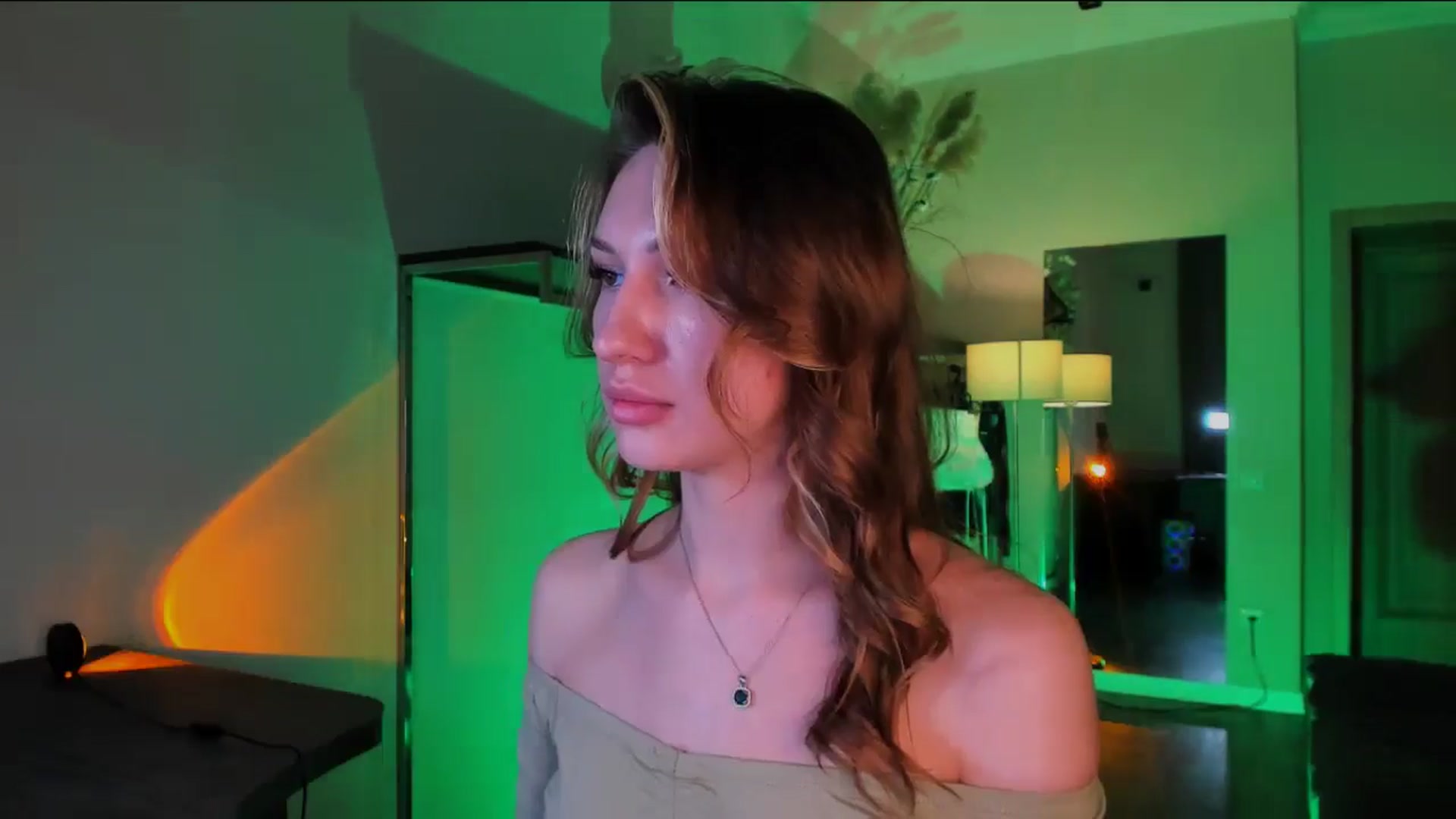 Gallery image thumbnail from LovelyGin's myfreecams stream on, 11/24/2025, 16:01 image 2 of 20