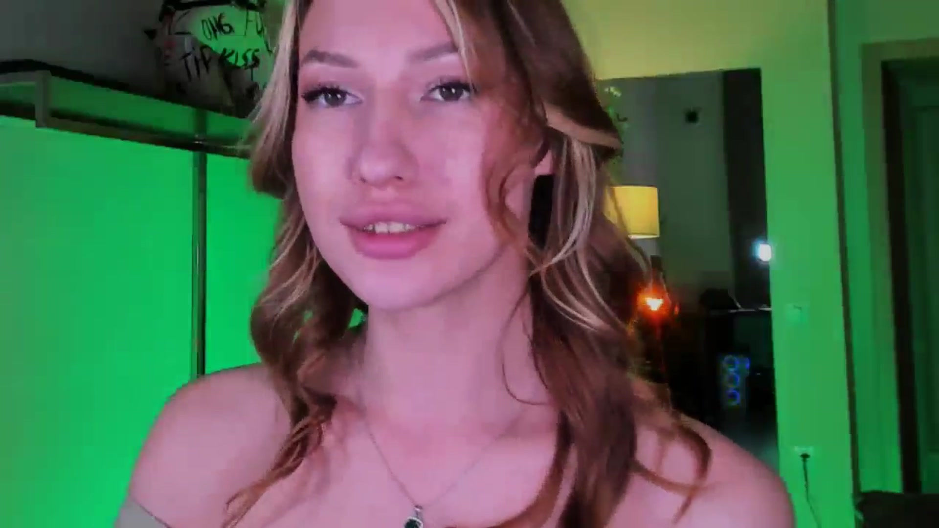 Gallery image thumbnail from LovelyGin's myfreecams stream on, 11/24/2025, 17:21 image 11 of 20
