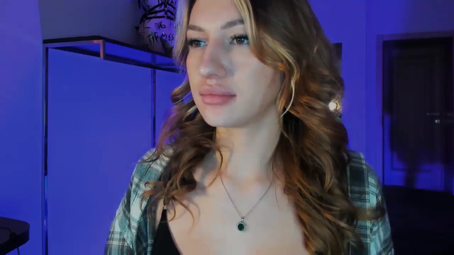 Gallery image thumbnail from LovelyGin's myfreecams stream on, 11/26/2025, 09:44 image 4 of 20