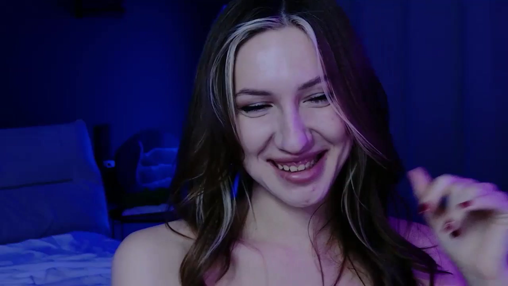 Gallery image thumbnail from LovelyGin's myfreecams stream on, 12/02/2025, 17:06 image 3 of 20