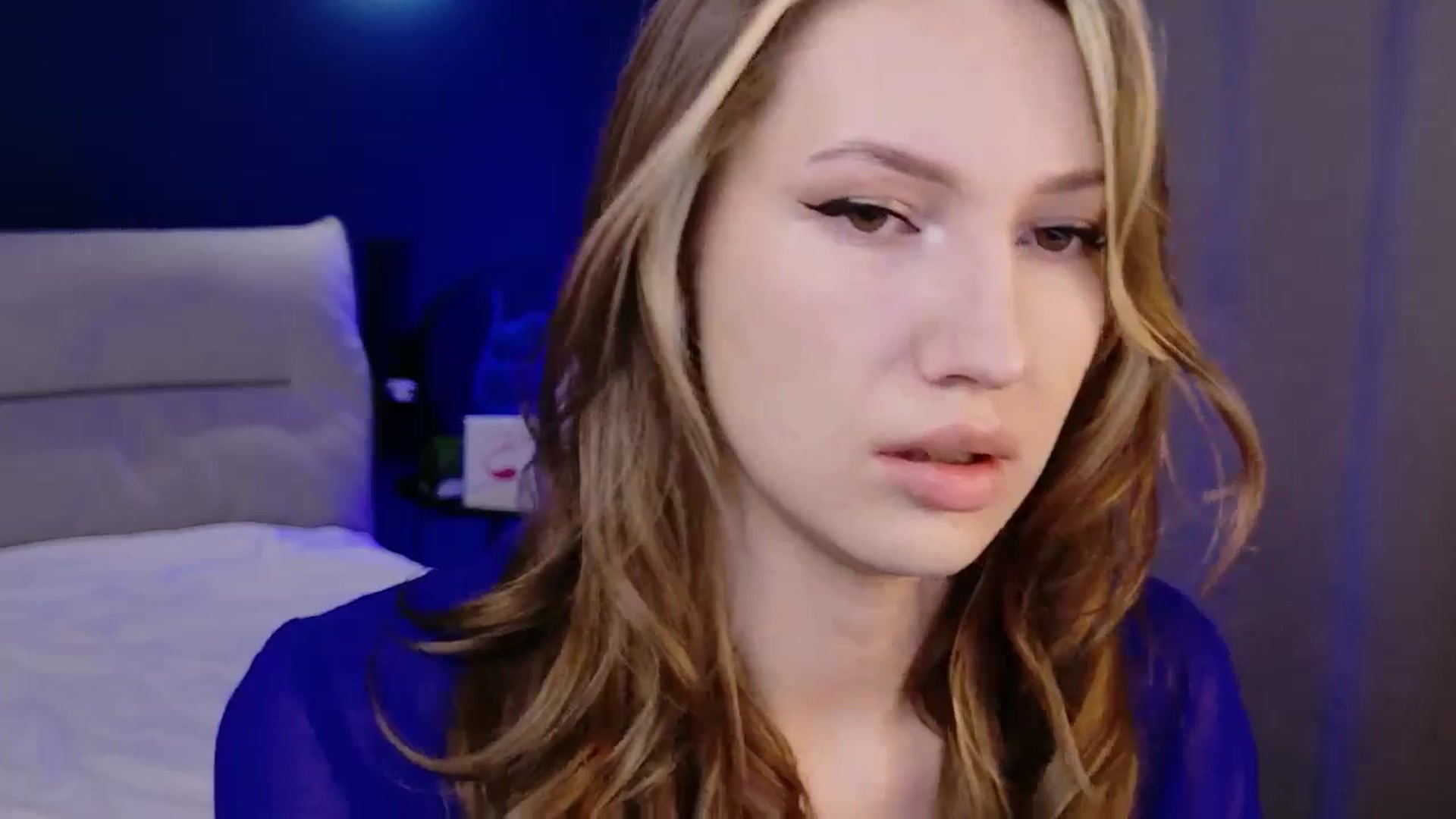 Gallery image thumbnail from LovelyGin's myfreecams stream on, 12/04/2025, 15:53 image 3 of 20