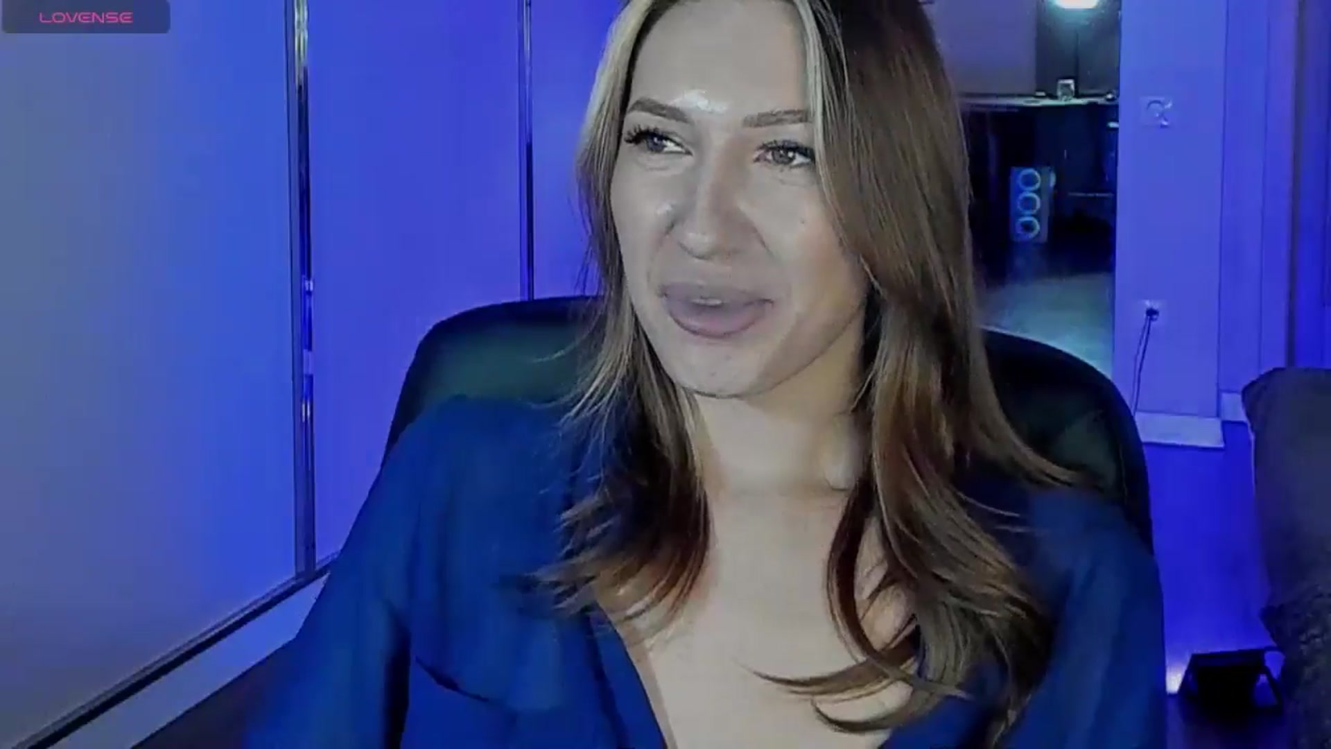 Gallery image thumbnail from LovelyGin's myfreecams stream on, 12/05/2025, 16:14 image 18 of 20