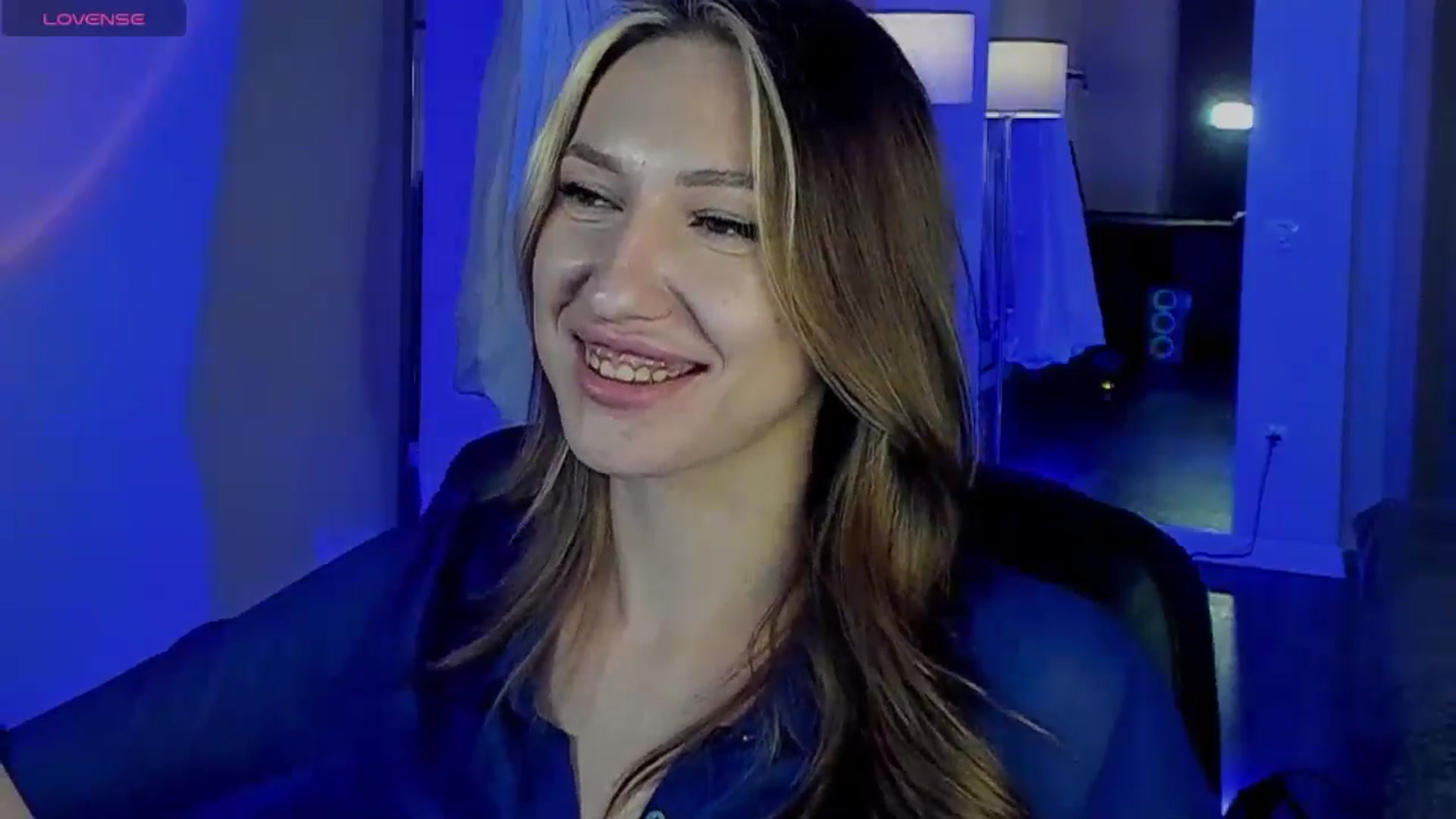 Gallery image thumbnail from LovelyGin's myfreecams stream on, 12/05/2025, 19:18 image 7 of 20