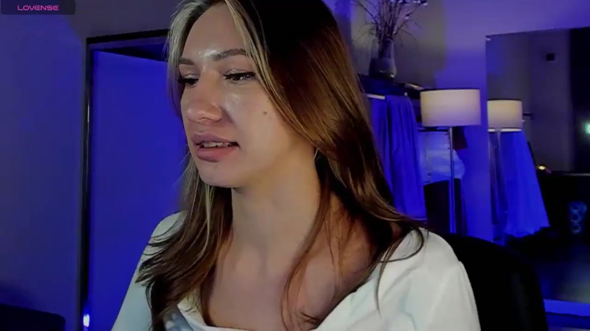 Gallery image thumbnail from LovelyGin's myfreecams stream on, 12/05/2025, 20:26 image 6 of 20