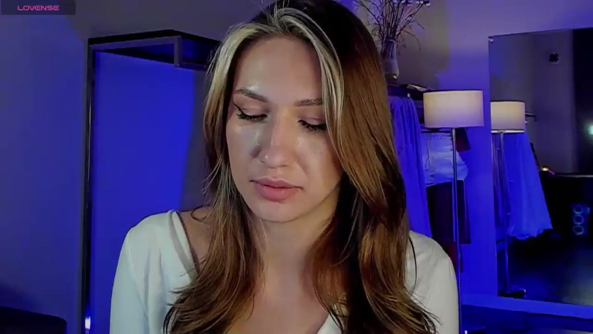Gallery image thumbnail from LovelyGin's myfreecams stream on, 12/05/2025, 20:26 image 3 of 20