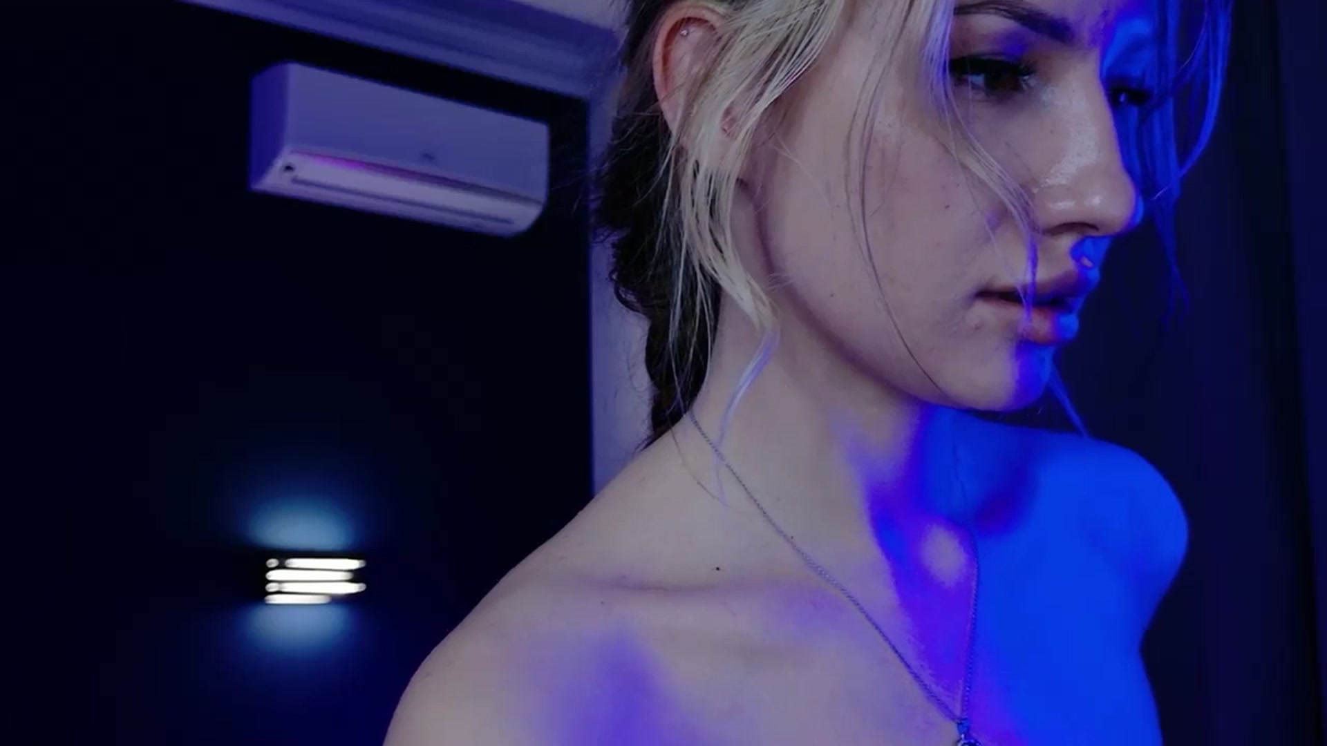 Gallery image thumbnail from LovelyGin's myfreecams stream on, 12/08/2025, 15:40 image 12 of 20