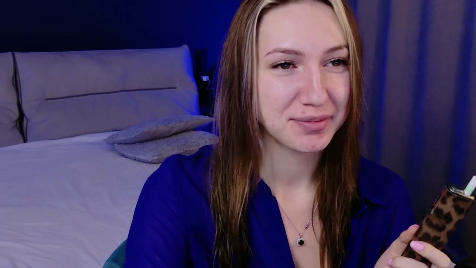 Gallery image thumbnail from LovelyGin's myfreecams stream on, 12/17/2025, 15:52 image 7 of 20