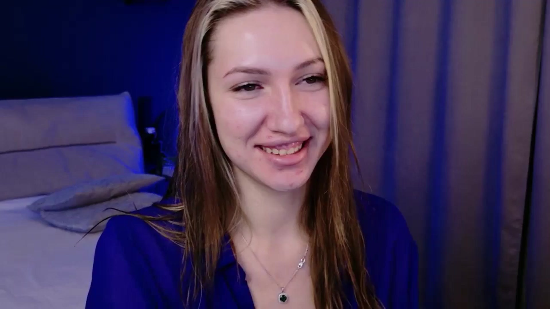 Gallery image thumbnail from LovelyGin's myfreecams stream on, 12/17/2025, 15:52 image 8 of 20