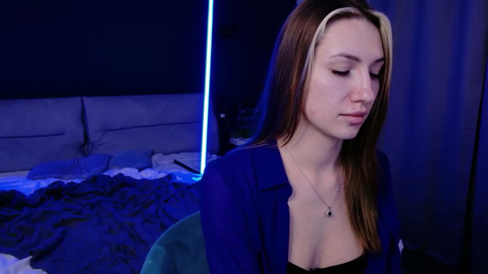 Gallery image thumbnail from LovelyGin's myfreecams stream on, 12/17/2025, 20:13 image 3 of 20