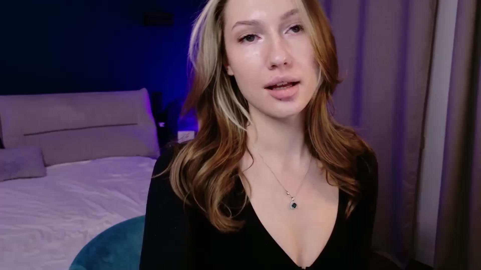 Gallery image thumbnail from LovelyGin's myfreecams stream on, 12/19/2025, 14:25 image 10 of 20