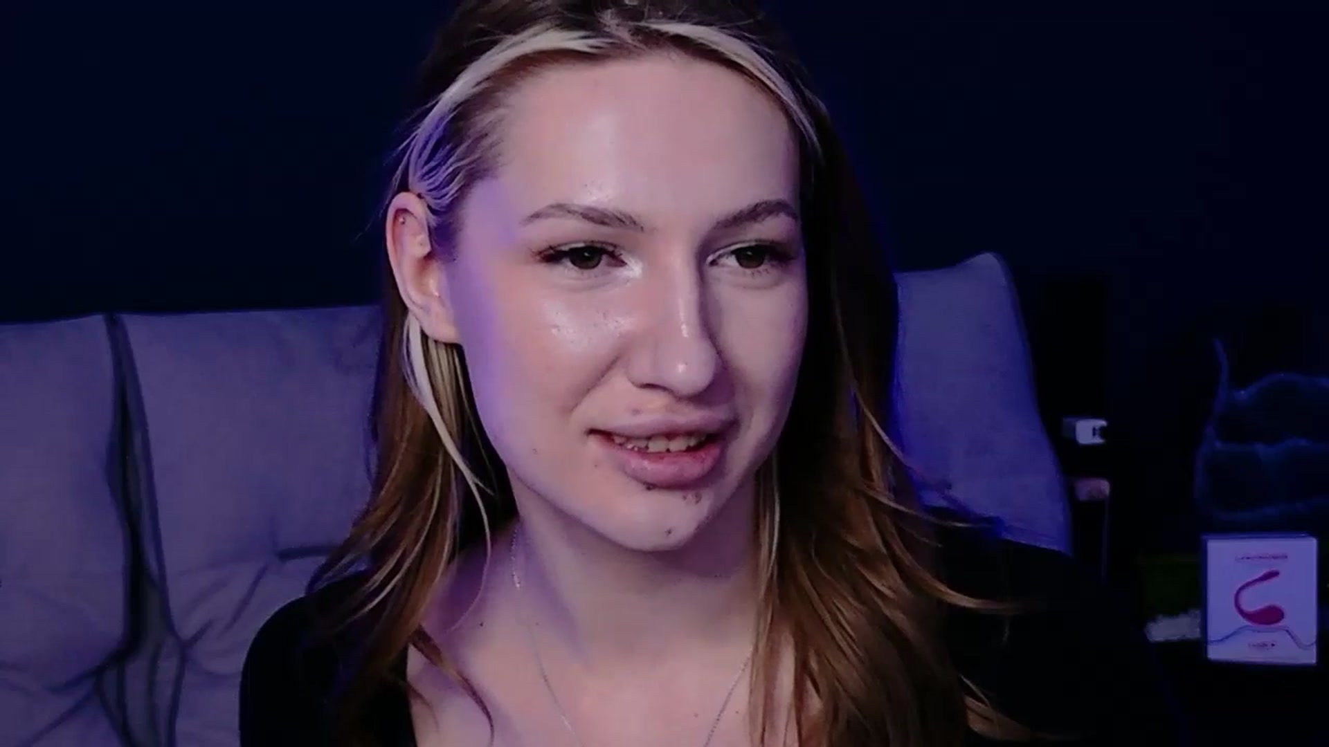 Gallery image thumbnail from LovelyGin's myfreecams stream on, 12/19/2025, 20:37 image 9 of 20
