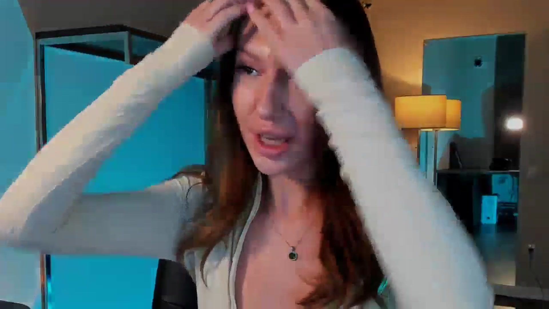 Gallery image thumbnail from LovelyGin's myfreecams stream on, 12/22/2025, 15:29 image 5 of 20