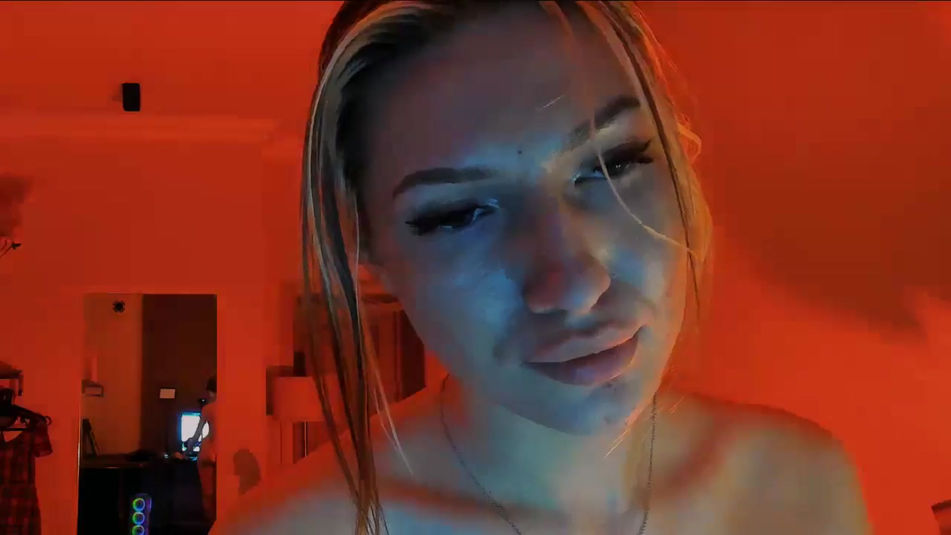 Gallery image thumbnail from LovelyGin's myfreecams stream on, 12/24/2025, 20:30 image 20 of 20
