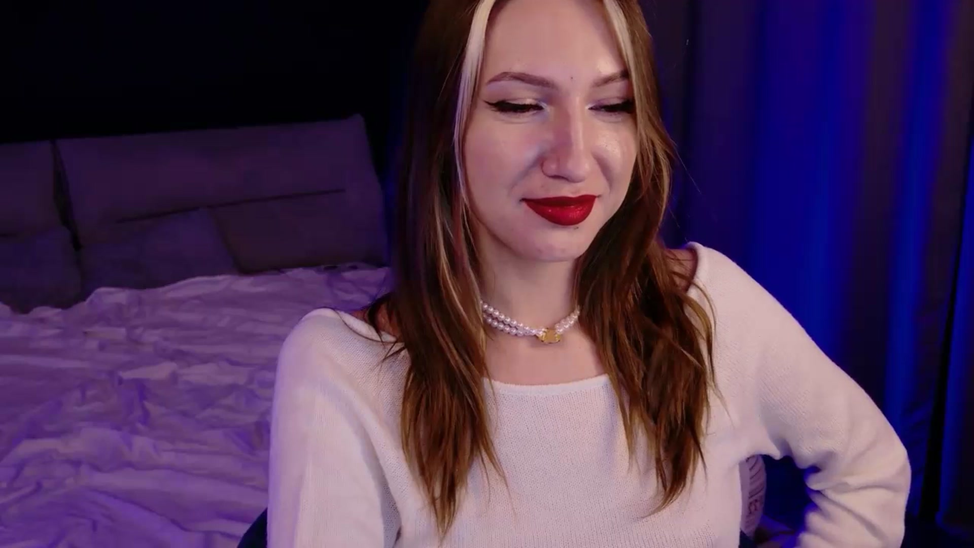 Gallery image thumbnail from LovelyGin's myfreecams stream on, 12/25/2025, 17:14 image 11 of 20