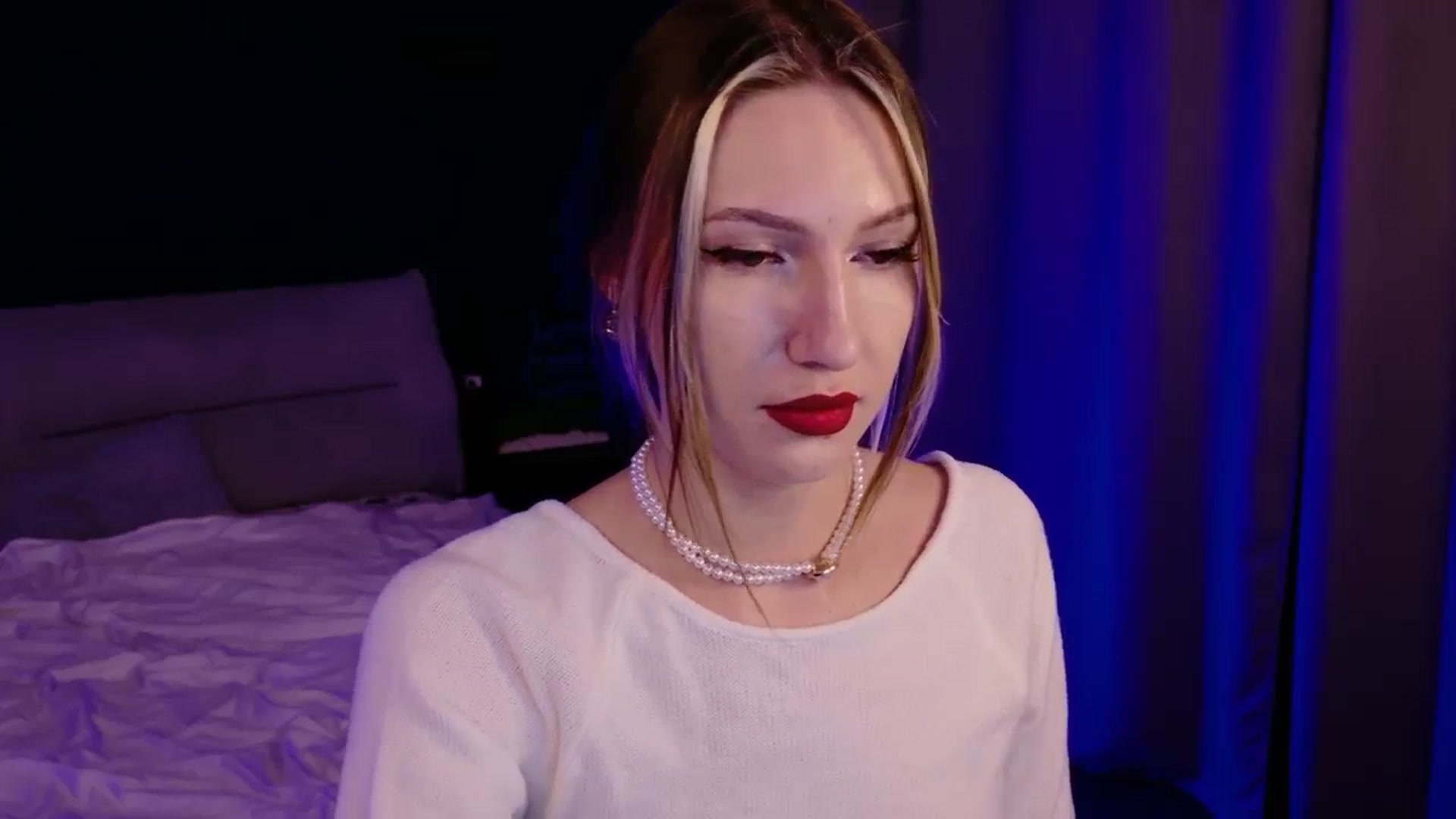Gallery image thumbnail from LovelyGin's myfreecams stream on, 12/25/2025, 17:14 image 2 of 20
