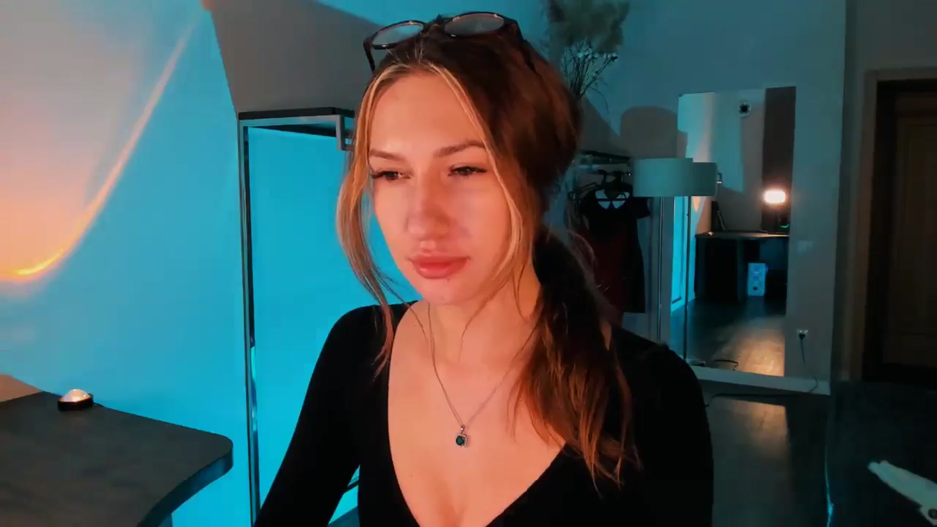 Gallery image thumbnail from LovelyGin's myfreecams stream on, 12/26/2025, 13:58 image 12 of 20