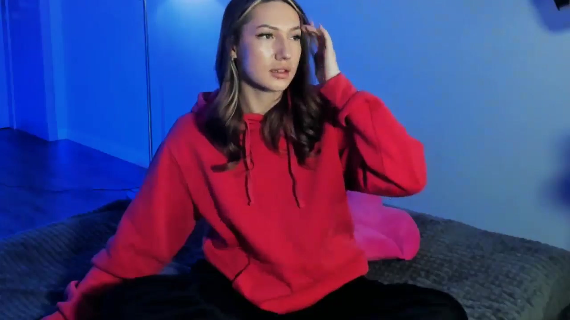 Gallery image thumbnail from LovelyGin's myfreecams stream on, 12/29/2025, 15:46 image 7 of 20