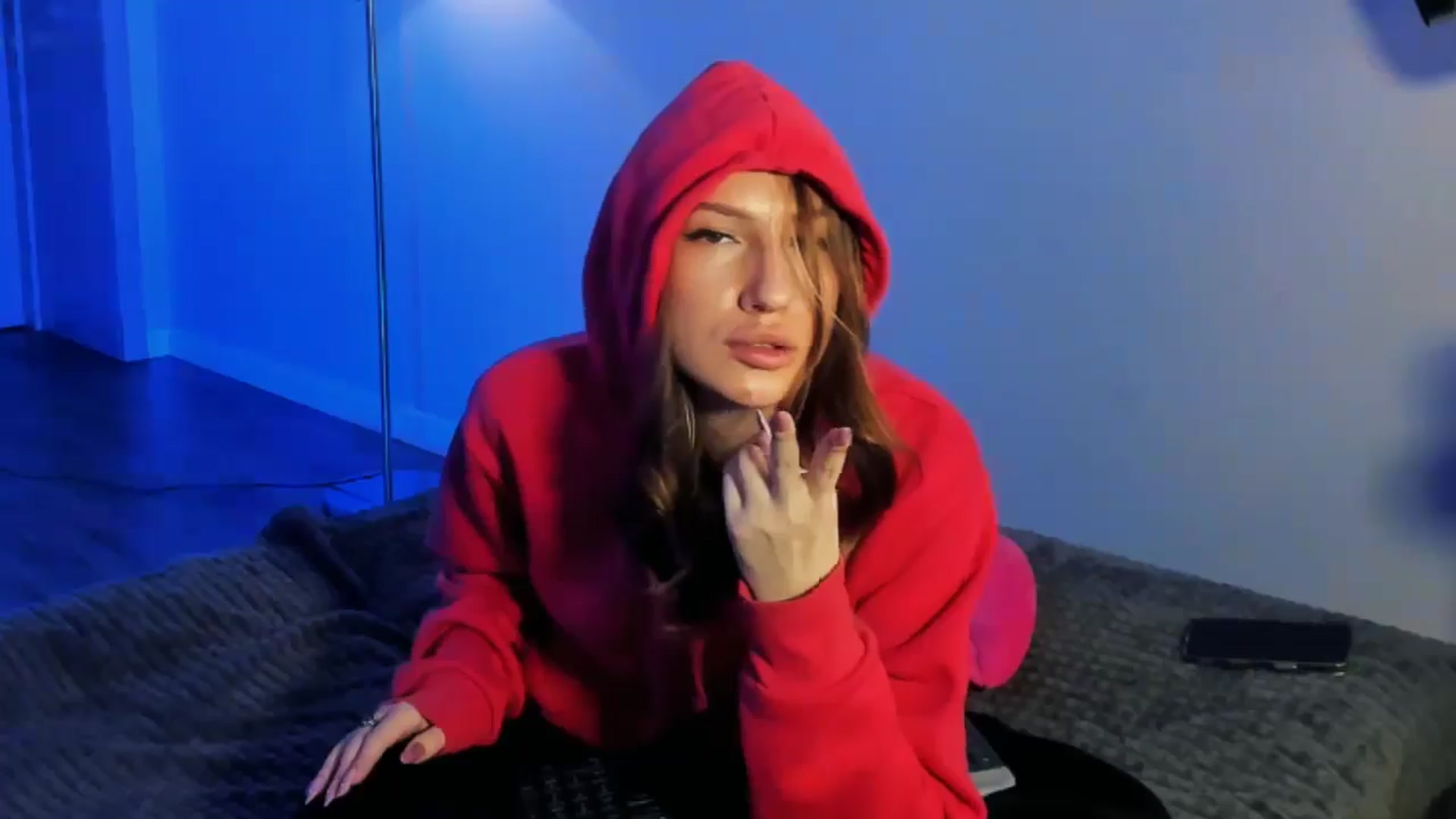 Gallery image thumbnail from LovelyGin's myfreecams stream on, 12/29/2025, 15:46 image 9 of 20