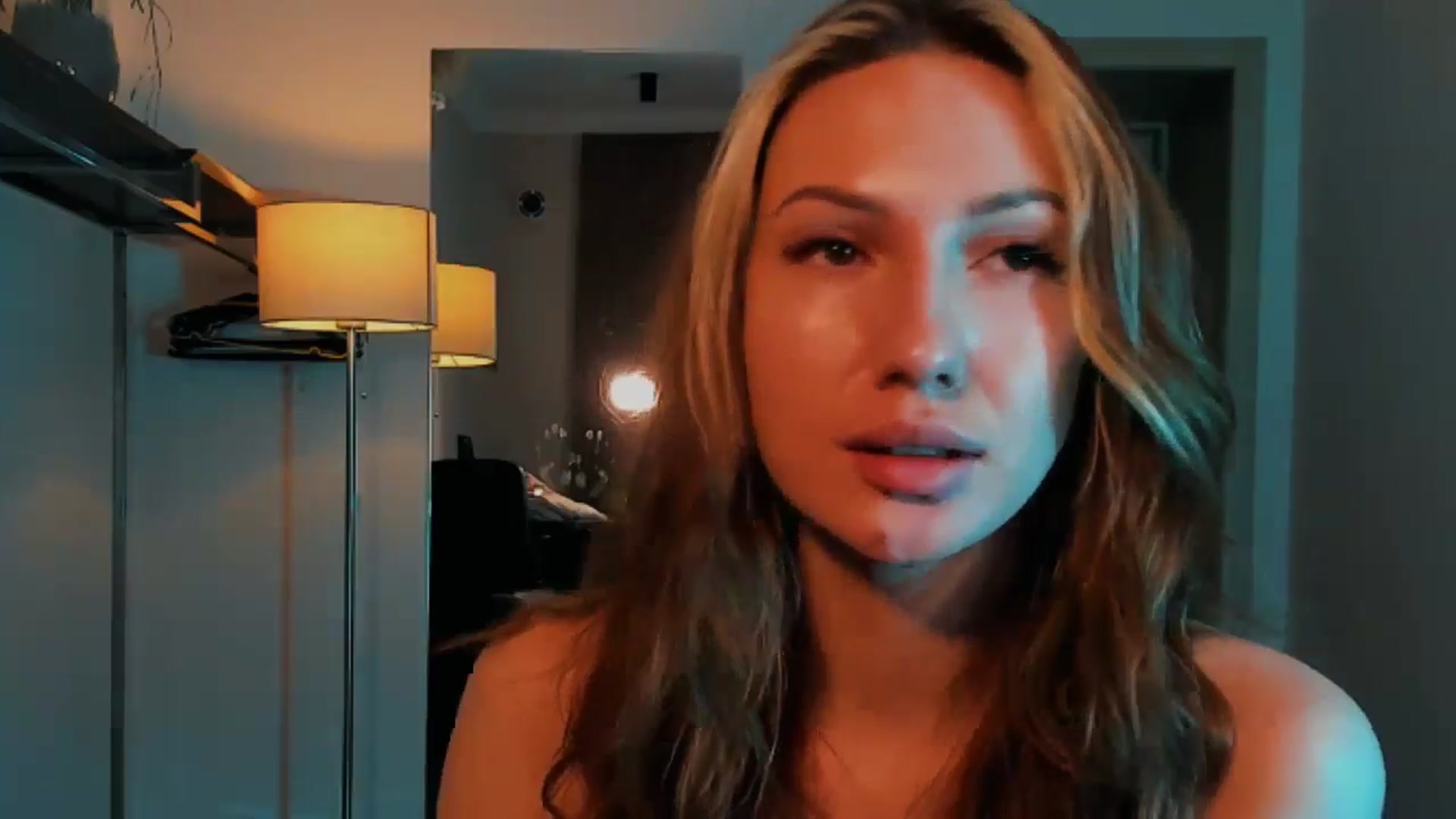 Gallery image thumbnail from LovelyGin's myfreecams stream on, 12/30/2025, 19:58 image 3 of 20