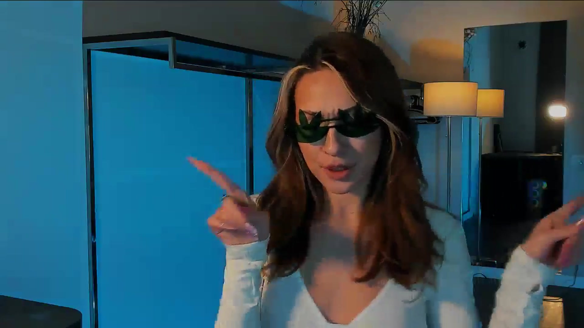 Gallery image thumbnail from LovelyGin's myfreecams stream on, 01/02/2026, 13:52 image 9 of 20