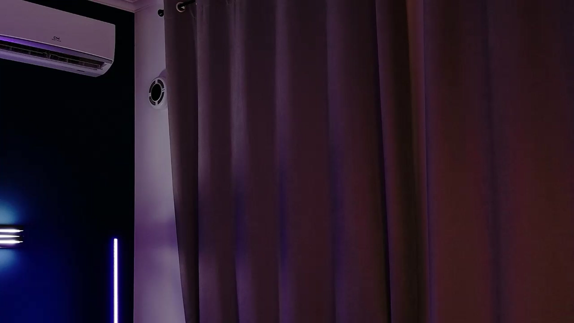 Gallery image thumbnail from LovelyGin's myfreecams stream on, 01/05/2026, 20:23 image 1 of 20