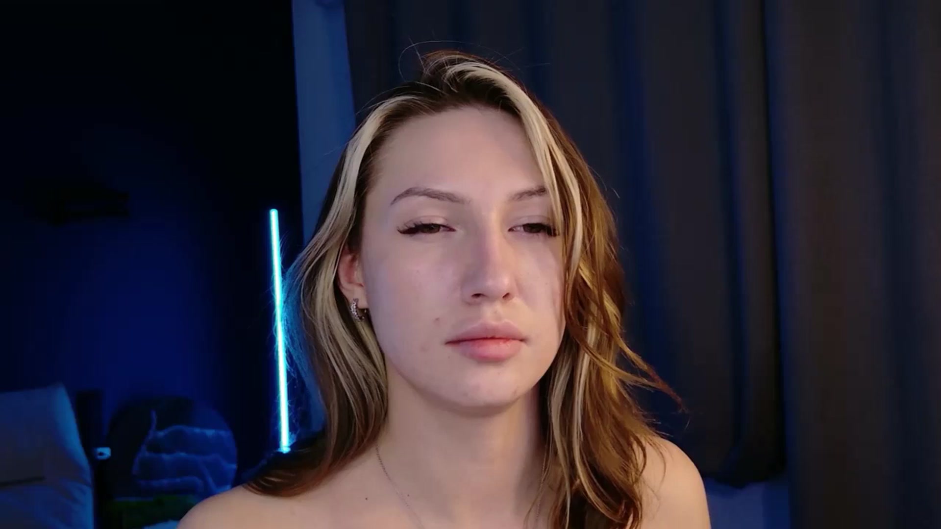 Gallery image thumbnail from LovelyGin's myfreecams stream on, 01/08/2026, 19:47 image 1 of 20