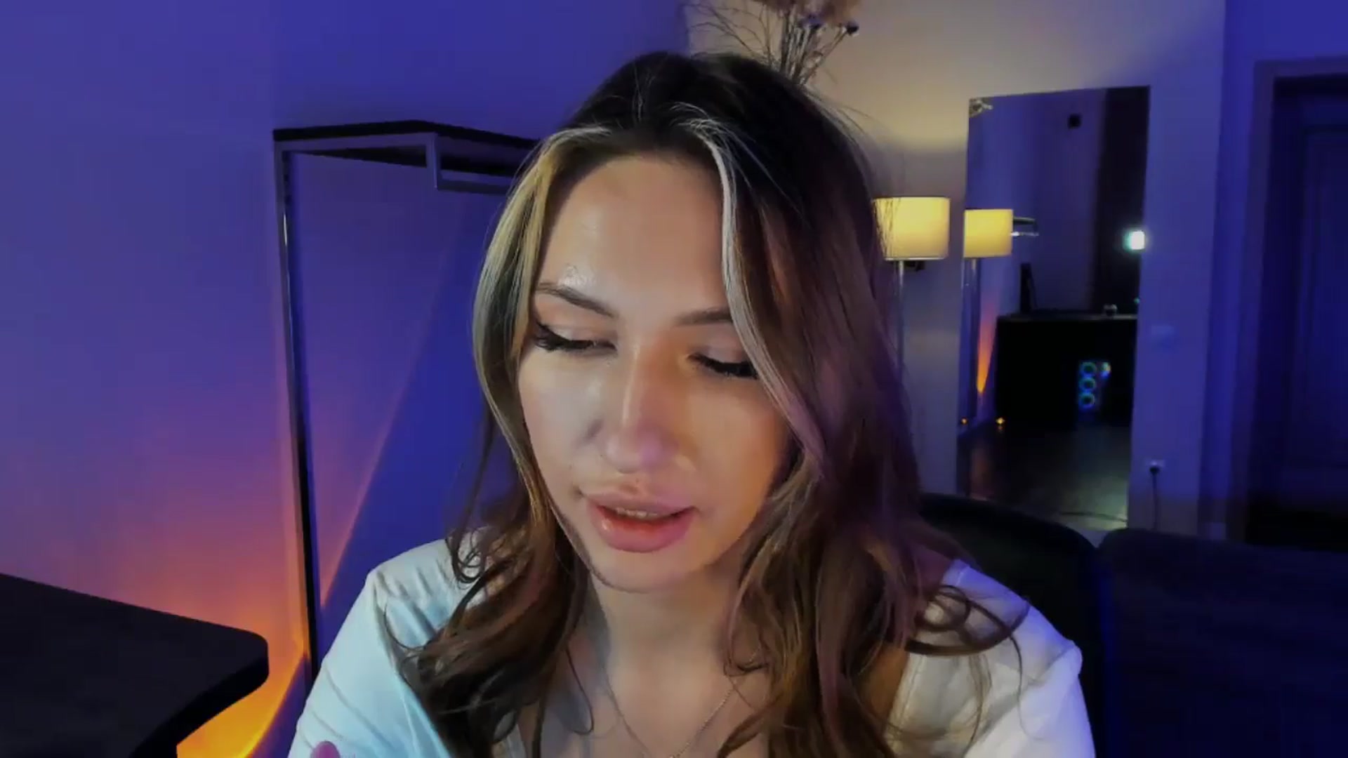 Gallery image thumbnail from LovelyGin's myfreecams stream on, 01/09/2026, 17:26 image 4 of 20