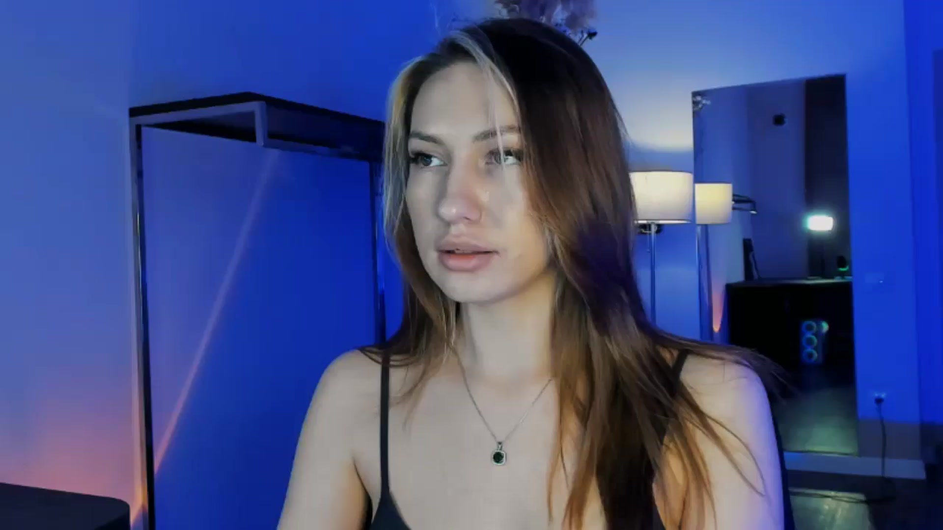 Gallery image thumbnail from LovelyGin's myfreecams stream on, 01/12/2026, 17:03 image 1 of 20