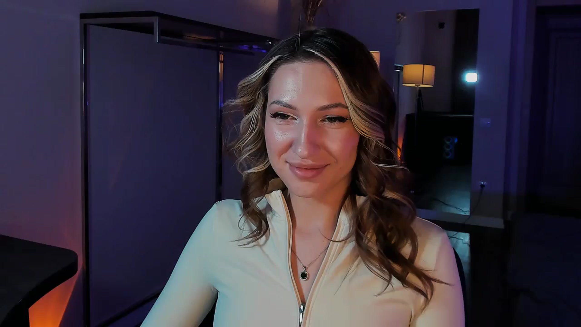 Gallery image thumbnail from LovelyGin's myfreecams stream on, 01/14/2026, 16:12 image 14 of 20