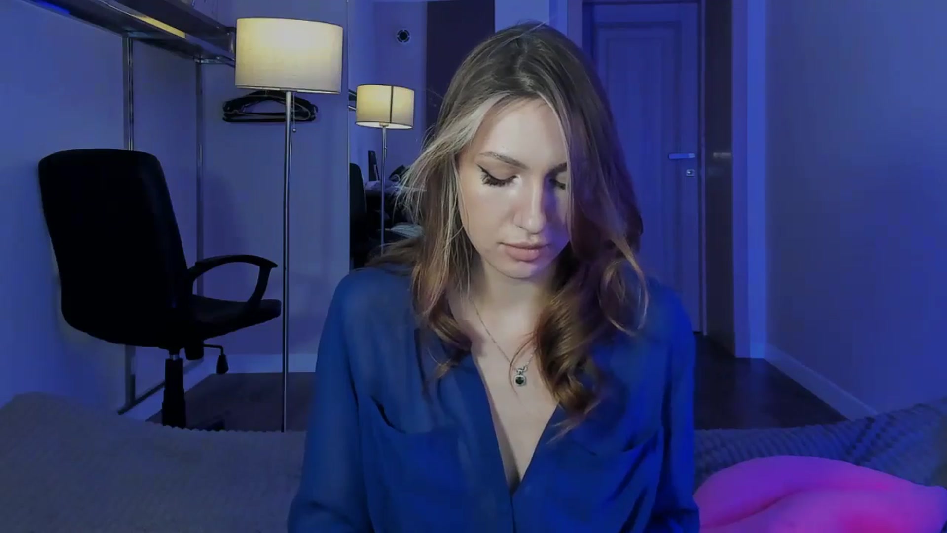 Gallery image thumbnail from LovelyGin's myfreecams stream on, 01/15/2026, 15:48 image 9 of 20