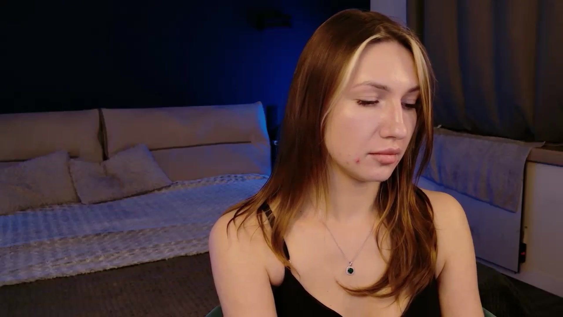 Gallery image thumbnail from LovelyGin's myfreecams stream on, 01/16/2026, 20:39 image 2 of 20