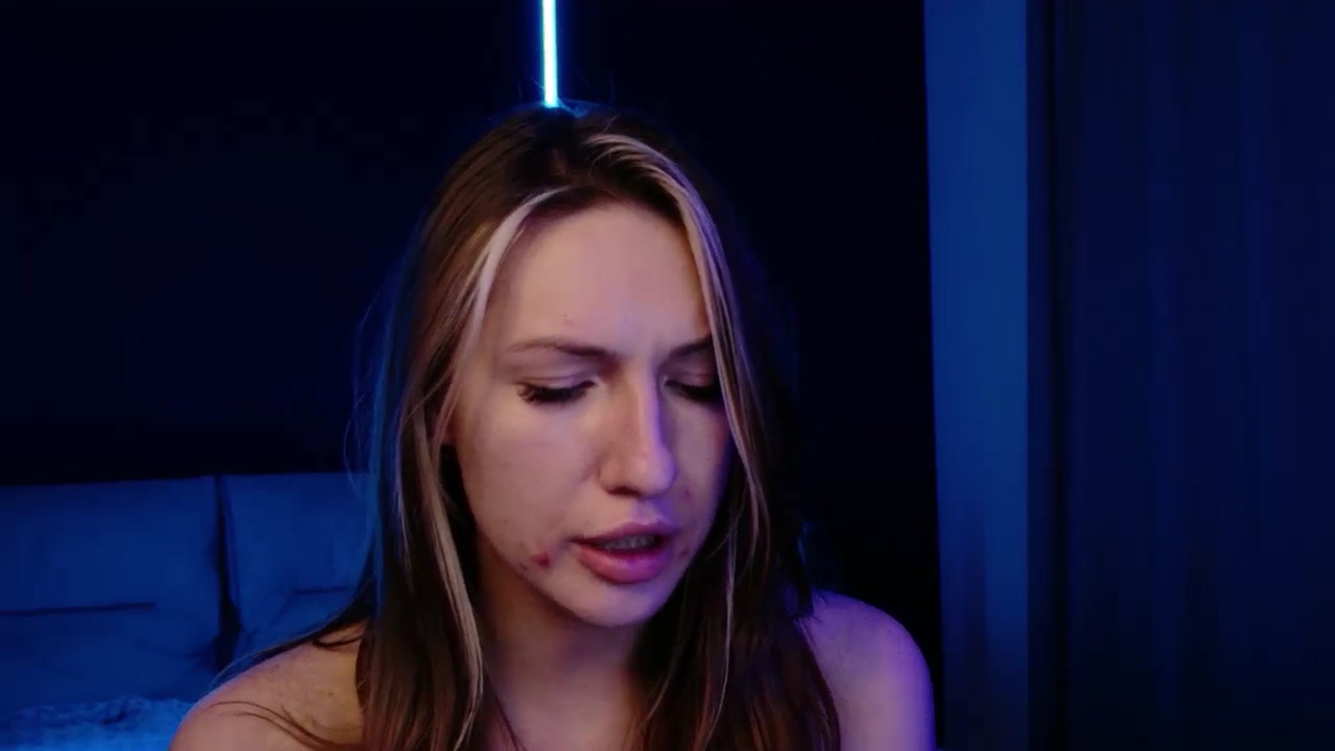 Gallery image thumbnail from LovelyGin's myfreecams stream on, 01/16/2026, 20:48 image 9 of 20