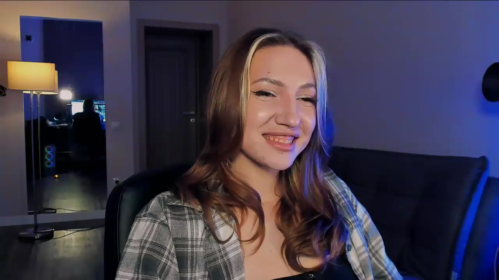 Gallery image thumbnail from LovelyGin's myfreecams stream on, 01/20/2026, 19:39 image 2 of 20