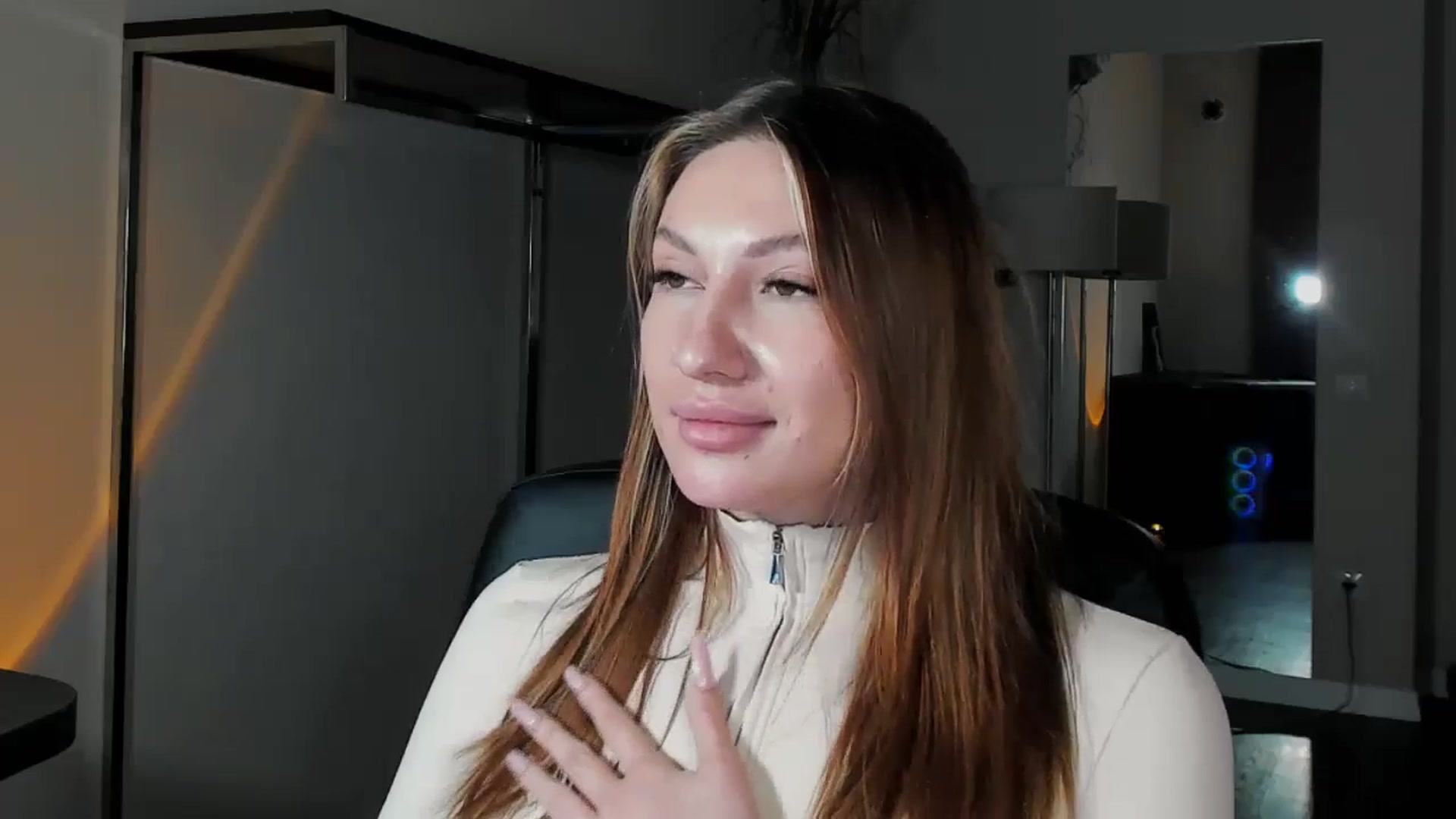 Gallery image thumbnail from LovelyGin's myfreecams stream on, 01/22/2026, 15:11 image 20 of 20