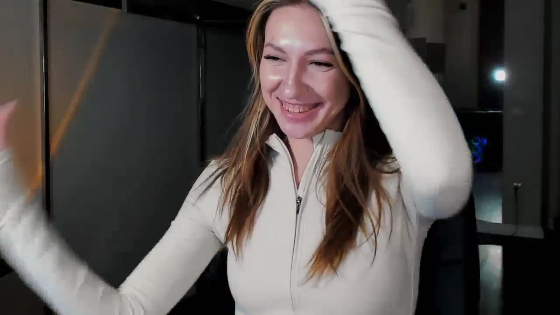 Gallery image thumbnail from LovelyGin's myfreecams stream on, 01/22/2026, 15:11 image 5 of 20