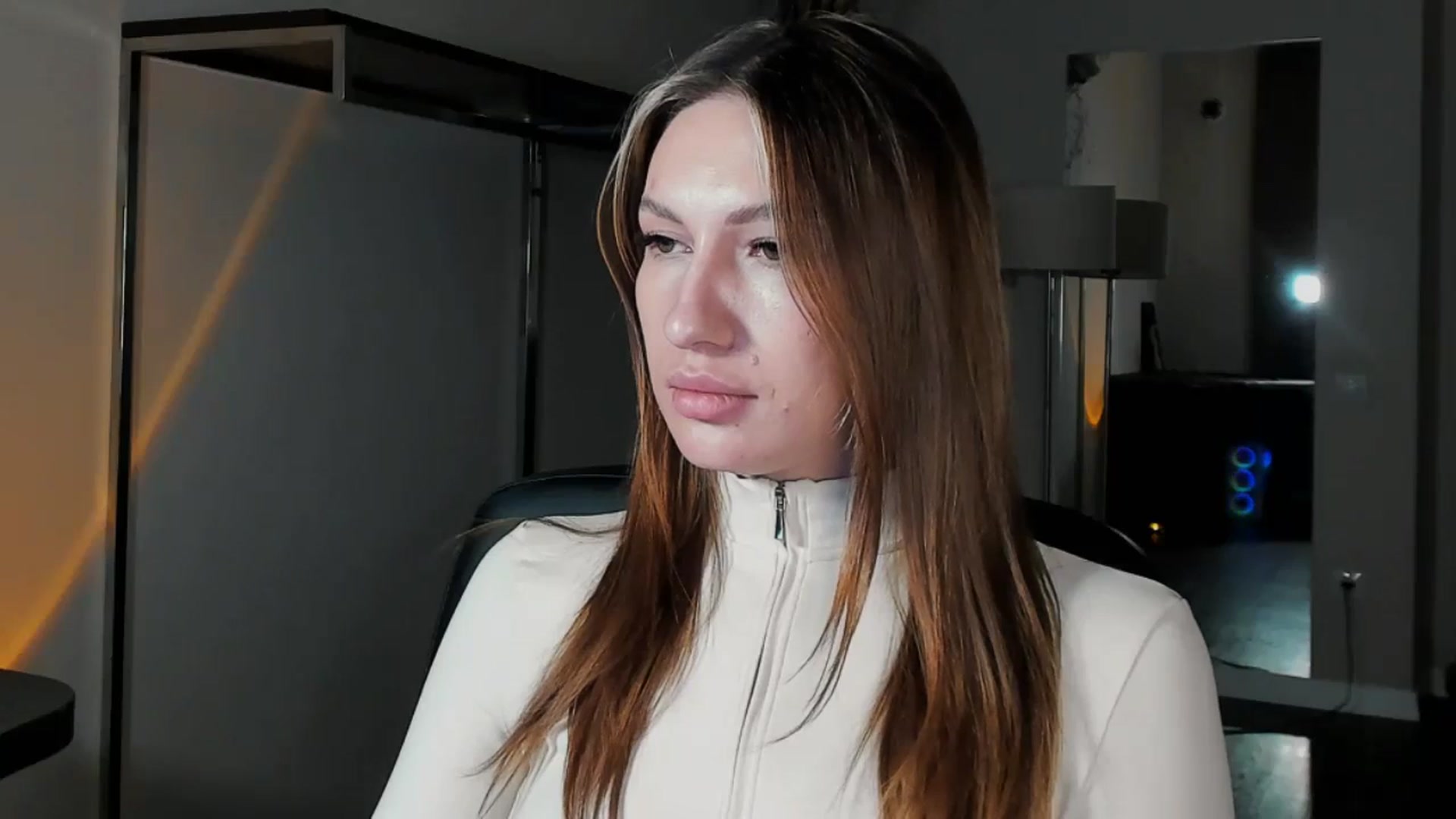 Gallery image thumbnail from LovelyGin's myfreecams stream on, 01/22/2026, 15:11 image 16 of 20